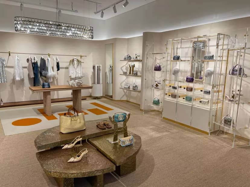 Choosing the Right Fit Out Contractor in Riyadh What to Look For